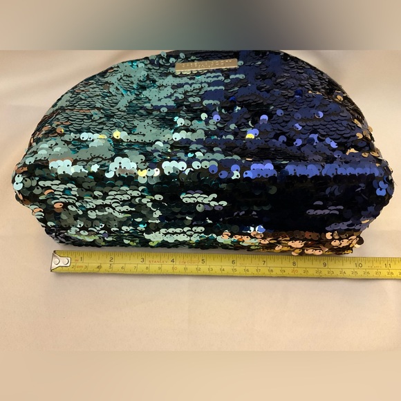 Isabella Scott Blue Flip Sequin Makeup Pouch Zipper Cosmetic Bag Toiletry Clutch - Picture 11 of 16